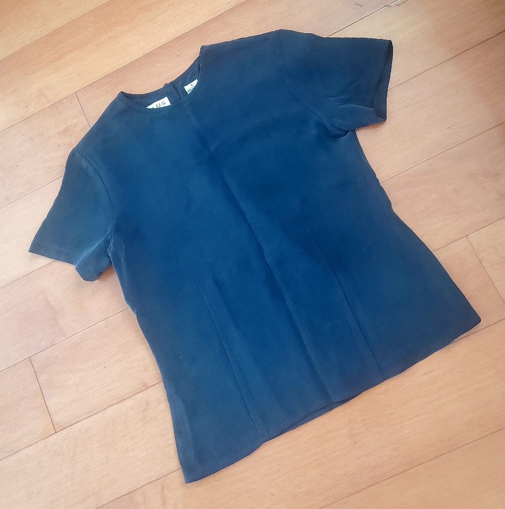 Black Silk Blouse, 4